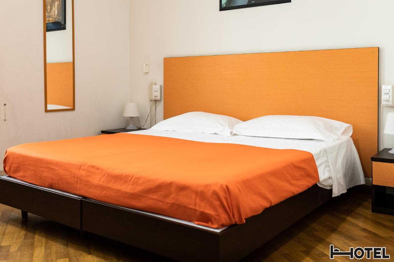 Hotel Youri Il Magnifico Genua Exteriör bild